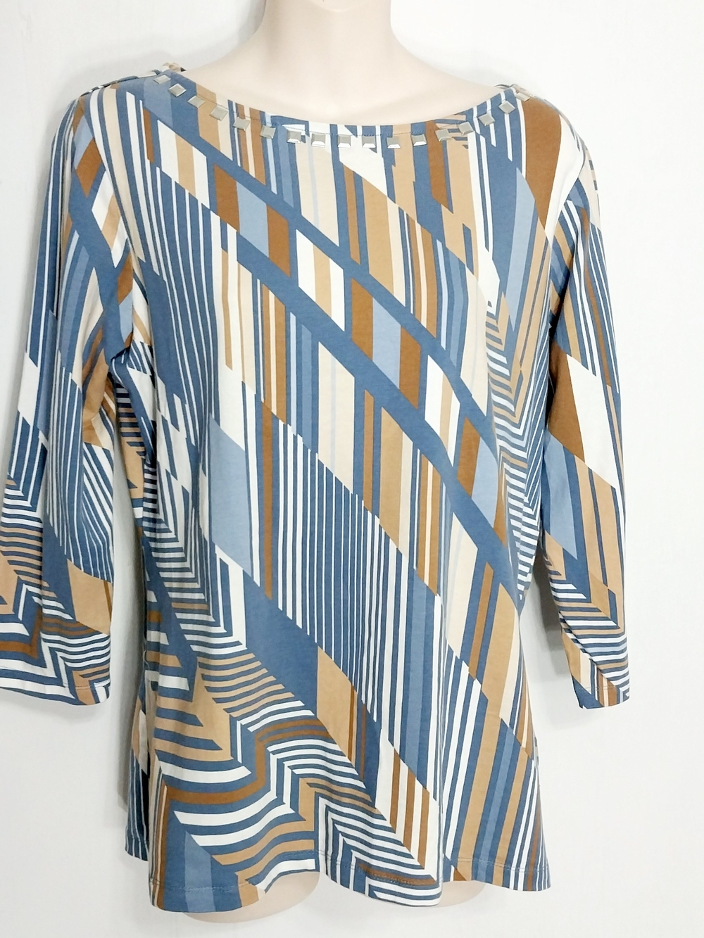 🔵BOGO FREE🔵 Ruby Rd. Too w Silver Details at Neckline 3/4 Sleeve Sz M